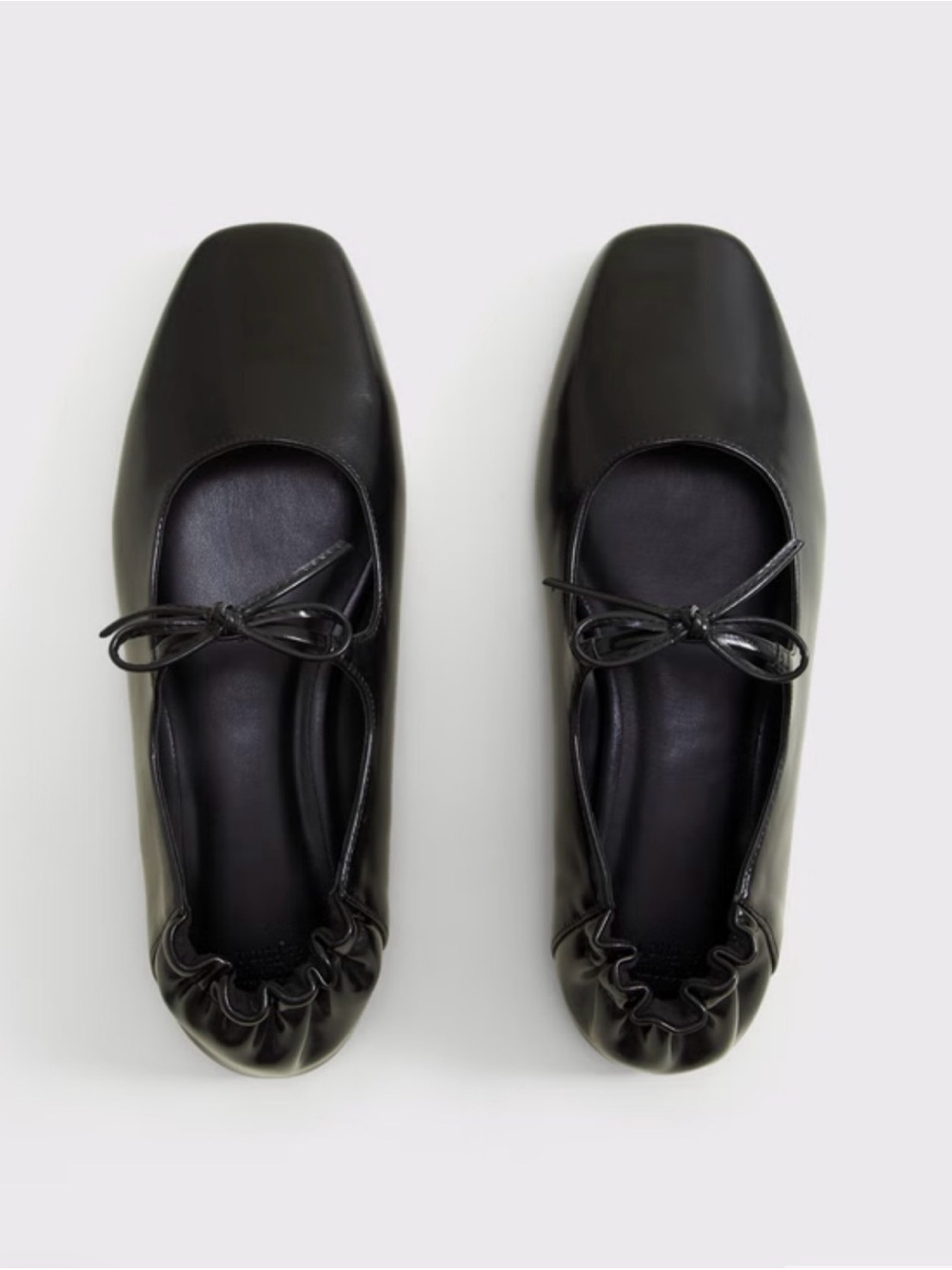 Scrunch Vegan Leather Mary Jane Flat